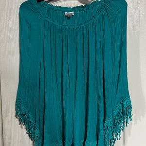 Avenue Aqua Blouse w/detail on hems 22/24
